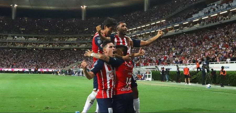 Chivas anotó cuatro tantos a los Pumas