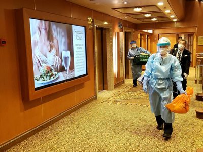 Confirman que ya son 41 los infectados por el coronavirus en el crucero varado en Japón