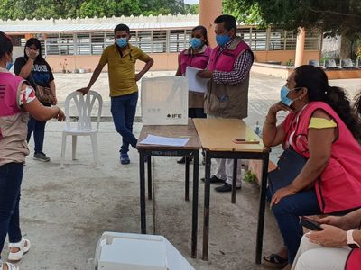 INE lleva entregados el 71% de los paquetes electorales para revocación de mandato