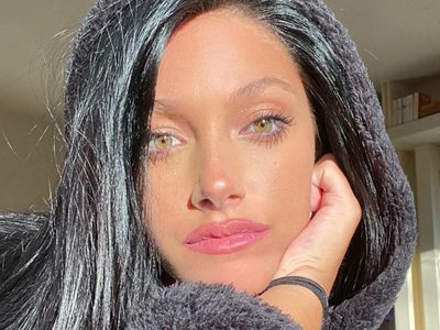 ¡De no creer! Oriana Sabatini se fue a dormir sin quitarse el maquillaje y así lució después