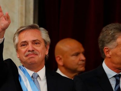 "Piensa en la gente y no en un grupo de vivos", Wado de Pedro distanció a Fernández de Macri