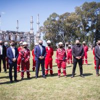 Alberto Fernández anunció inversiones de la refinería Raízen por 715 millones de dólares