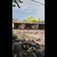 20 minutos de tormenta alcanzaron para que se inundara Rincón de los Sauces