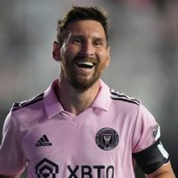Casi un héroe: el gesto de Lionel Messi con un fanático que recorre el mundo