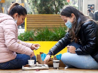 Cuarentena ultra flexible: más de 10 personas podrán reunirse en esta provincia