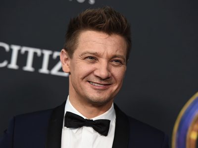 El actor Jeremy Renner revela que se fracturó más de 30 huesos
