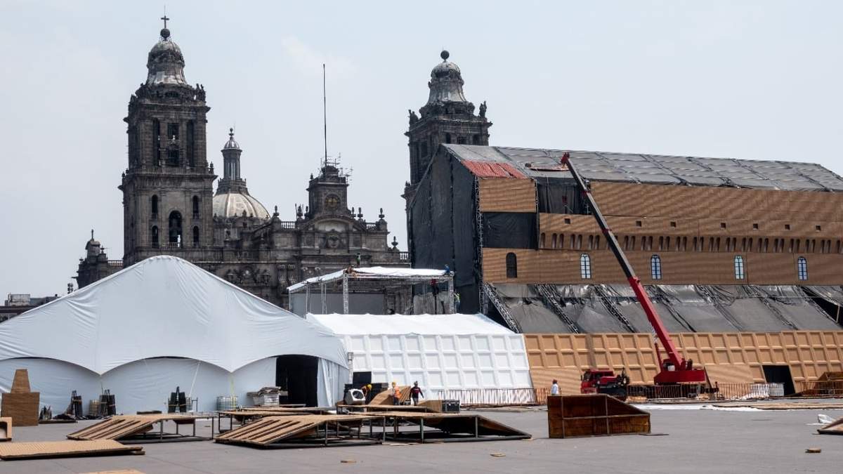 Instalación de la Capilla Sixtina en el Zócalo