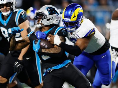 Los Rams vencen 34-31 a los Panthers en la ronda de comodines (Video)