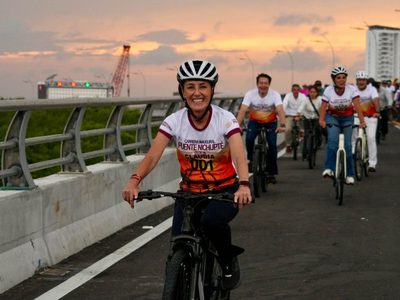 “No voy a hablar mucho”, dice Sheinbaum al inaugurar puente vehícular Nichupté en Cancún