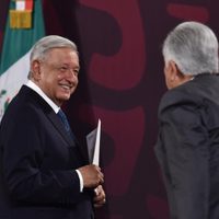 “No hay que ensañarse”: AMLO sobre foto de Claudio X González esperando a Sheinbaum
