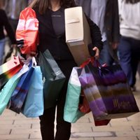 Pese a las facilidades, el consumo no repunta