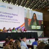 “No llegamos todas”, protestan afuera de la conferencia de Cepal sobre la mujer