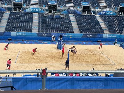 México pierde en su debut en voleibol de playa varonil