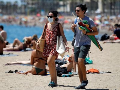 De qué se trata la "tasa Covid" que se le cobrará a los turistas en la Costa