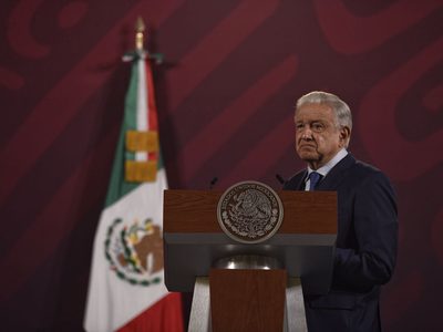 AMLO asegura que hay oposición a ratificación de Ernestina Godoy porque investigó al "Cártel Inmobiliario"