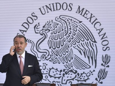 Cervantes Andrade admite que deja una PGR 'inadecuada e insuficiente”