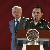 El general Trauwitz ya está en México, pero aún no es requerido por la autoridad