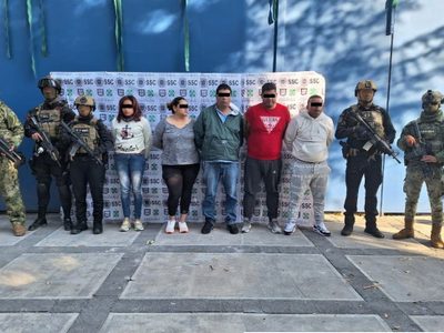 Detienen a seis personas en la CDMX; habrían colocado manta de La Familia Michoacana