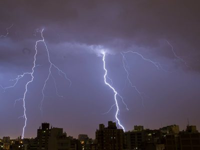 A tomar precauciones: rige una nueva alerta amarilla por tormenta y lluvia en cuatro provincias