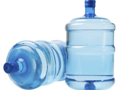 Si se terminó el bidón de agua, no lo tires: creá esta fabulosa maceta con toda la onda para tu jardín o terraza