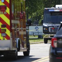 Sospechoso asesinado a tiros por un guardia de seguridad tras un tiroteo en una iglesia de Michigan