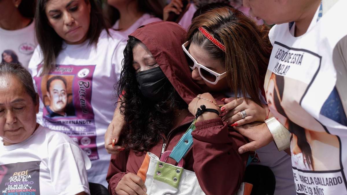 Activistas denunciaron la intención de Sheinbaum de desmantelar la Glorieta de la mujeres que luchan