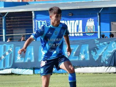 Un futbolista argentino murió durante una cirugía por una lesión en la rodilla