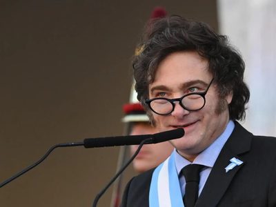 Desde Rosario, Milei volvió a convocar al Pacto de Mayo