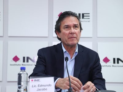 Edmundo Jacobo defiende liquidación en el INE: "es una conquista" (Video)