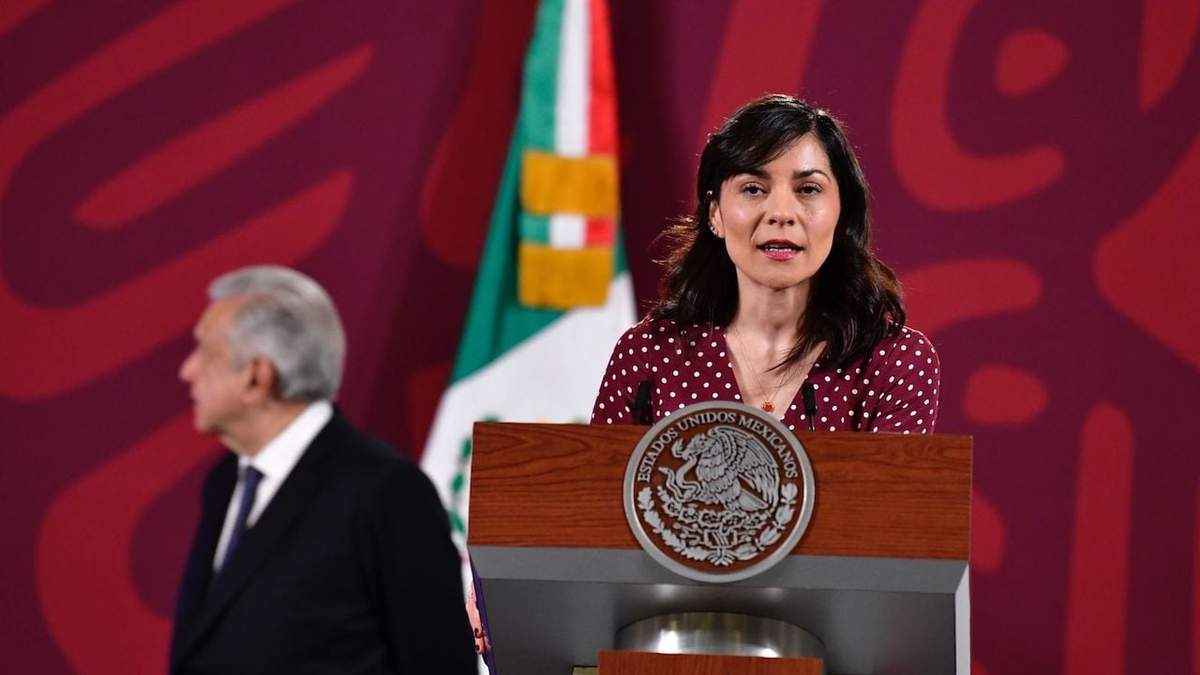Ana Elizabeth García Vilchis en la conferencia de López Obrador