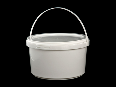 Si tenés potes de helado vacíos, guardalos y hacé esta coqueta panera para decorar tu mesa