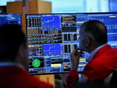El Merval operó a la baja y el Riesgo País se ubicó en 638 puntos