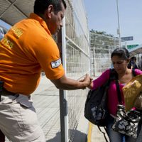 Llega a México 'grupo piloto” de migrantes cubanos que va a EU
