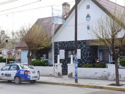 Hirieron de un balazo a un hombre mientras caminaba por Cutral Co