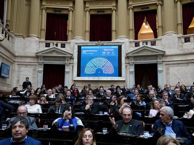 El Gobierno logró blindar el veto al aumento jubilatorio
