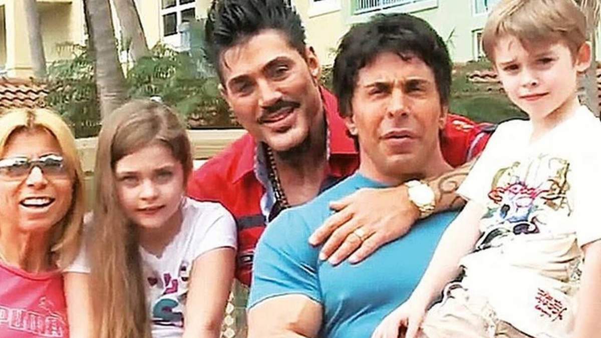 Marisa López, Gustavo Martínez y Ricardo, Marta y Felipe Fort. Fuente: (Instagram)