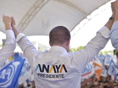 Anaya festeja freno judicial a reforma eléctrica; "la lucha sigue", advierte el panista