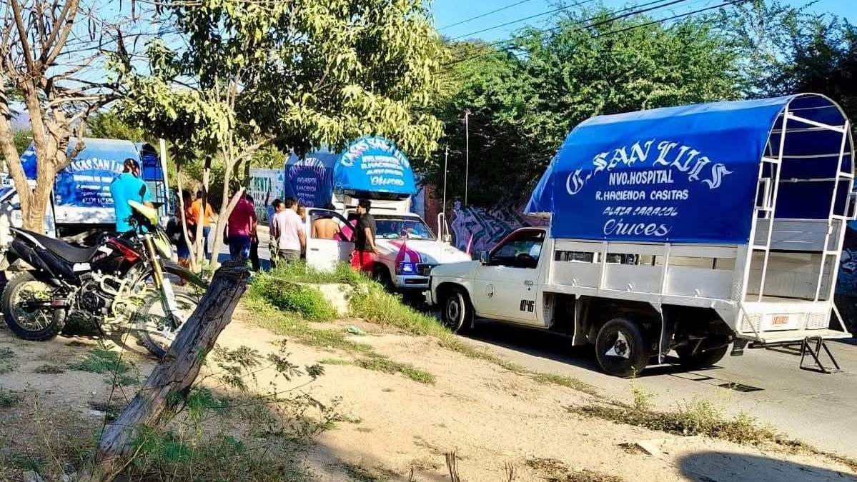 Escena del crimen de un transportista en la zona suburbana de Acapulco este martes