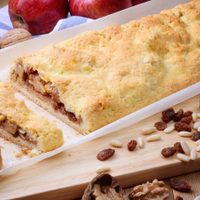 Strudel de manzana, sin amasar y con 3 ingredientes