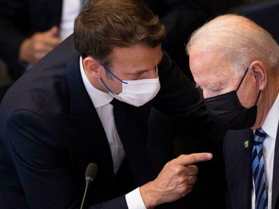 Francia, ofendida con Estados Unidos: recomponer la relación precisará "tiempo y actos"