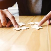 Por qué armar rompecabezas es bueno para la mente