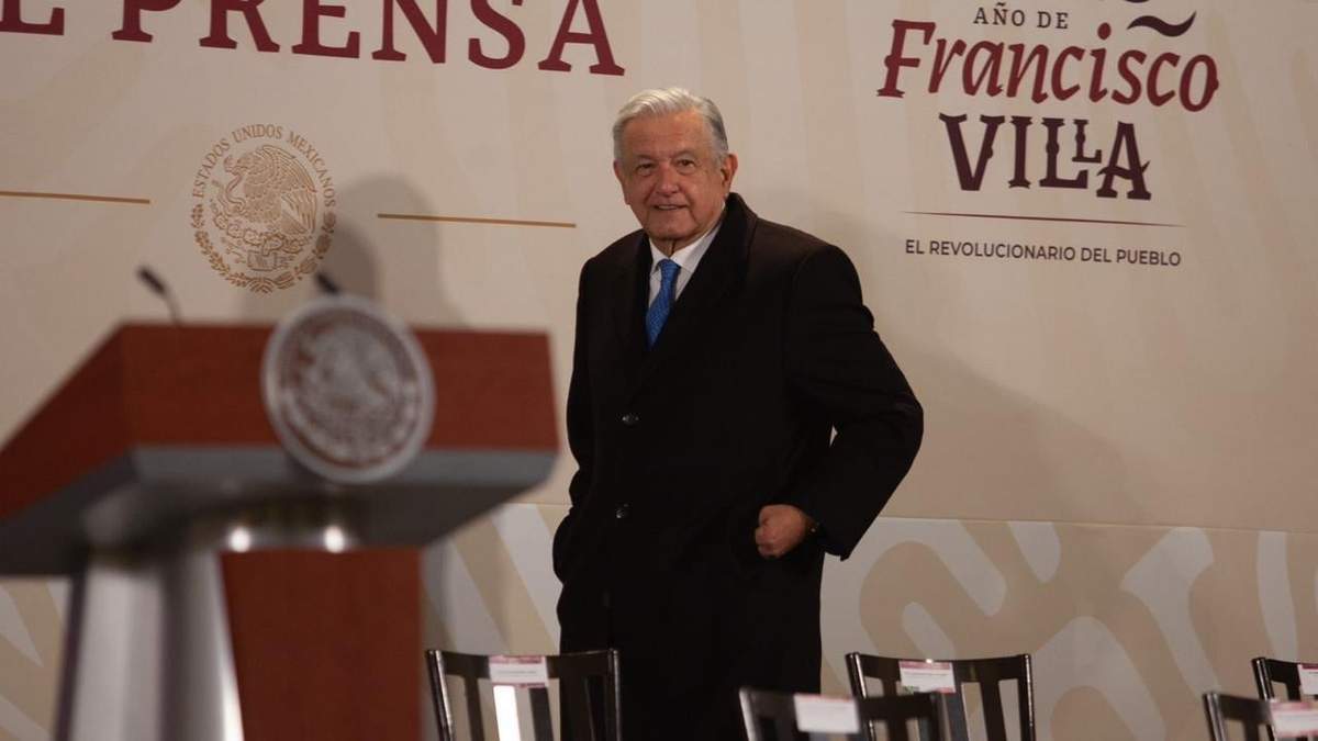 El presidente en la conferencia matutina