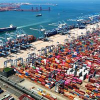 China promete mantenerse firme ante la amenaza de aranceles del 100% de Trump