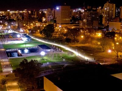 La ciudad capital adoptó flexibilizaciones propias