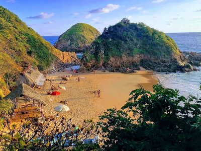 Multarán a quien tenga relaciones sexuales en playa nudista de Zipolite, Oaxaca
