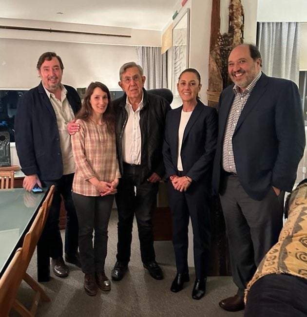 Encuentro de Sheinbaun con la familia Cárdenas