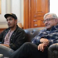 AMLO vio el partido con Tenoch Huerta; “todavía tenemos oportunidad”, dice sobre el Tri