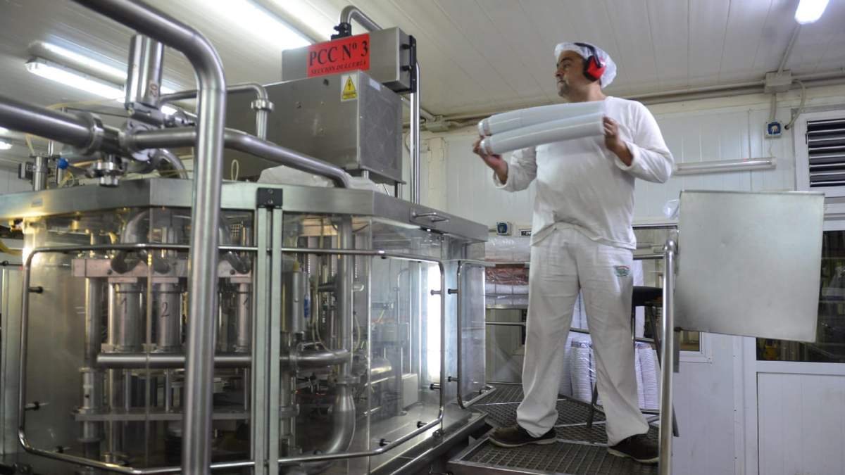 Industria. Fuente: (Twitter)