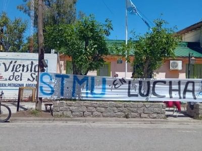 Vista Alegre: sigue el paro de municipales y hubo novedades por la trabajadora que denunció maltrato
