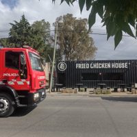 Incendio en la cocina de una casa de comidas causó alarma en Canal V